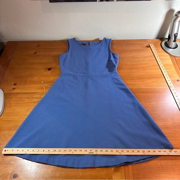 Talbots Sleeveless Midi Dress in Blue - Size Medium - Picture 4 of 8